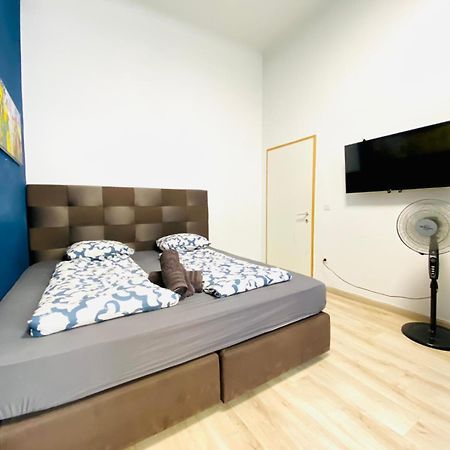 Astonishing 1 Bedroom Apt. Near Danube River เวียนนา ภายนอก รูปภาพ